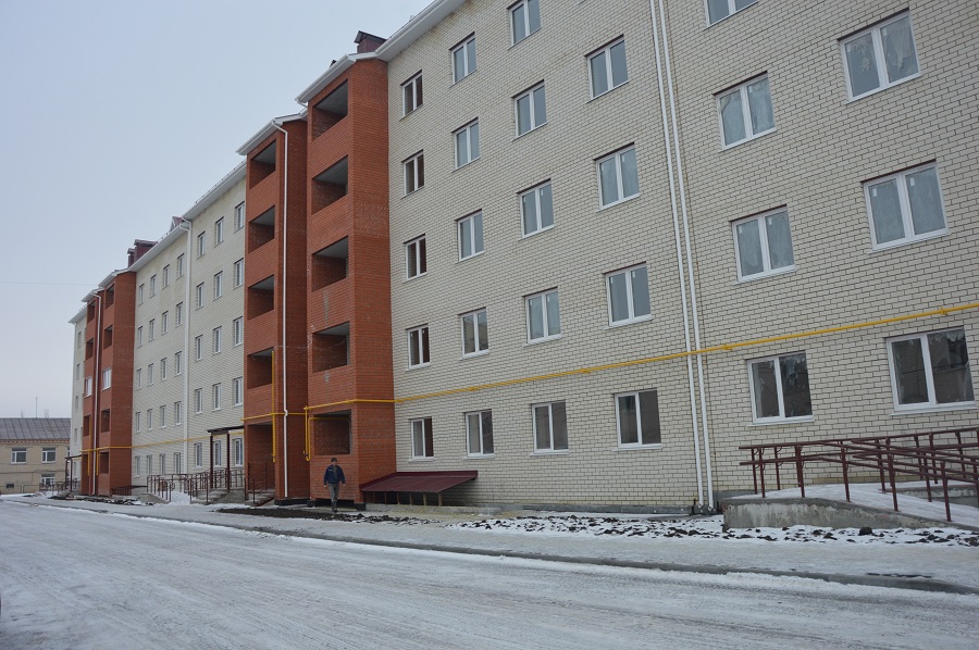 28 семей Кузнецка переехали из аварийного жилья в новостройки