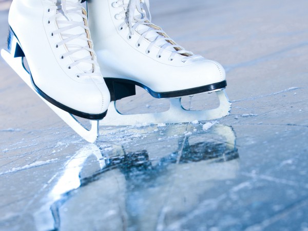 Жители Пензы смогут покататься на коньках в праздничные дни