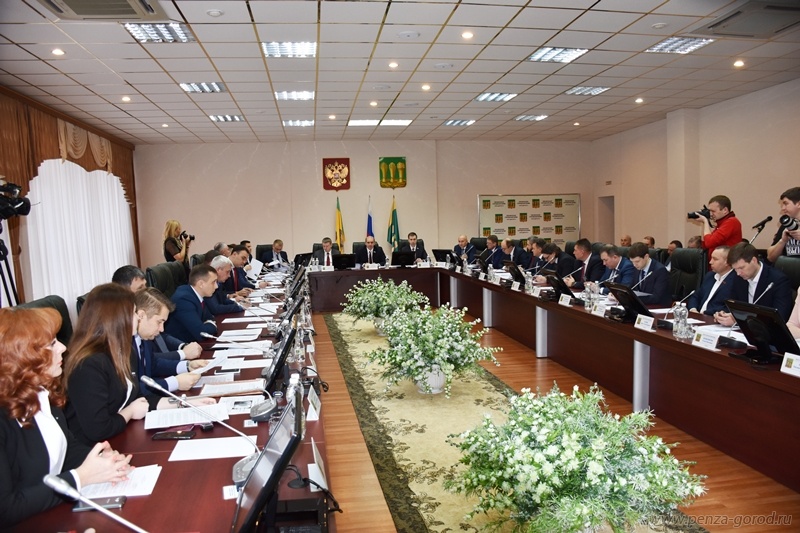 В Пензе депутаты приняли бюджет на 2020 год