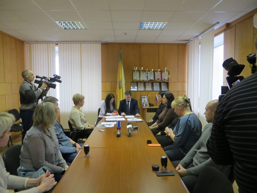 В Пензе представители торговых сетей подписали хартию о запрете снюсов