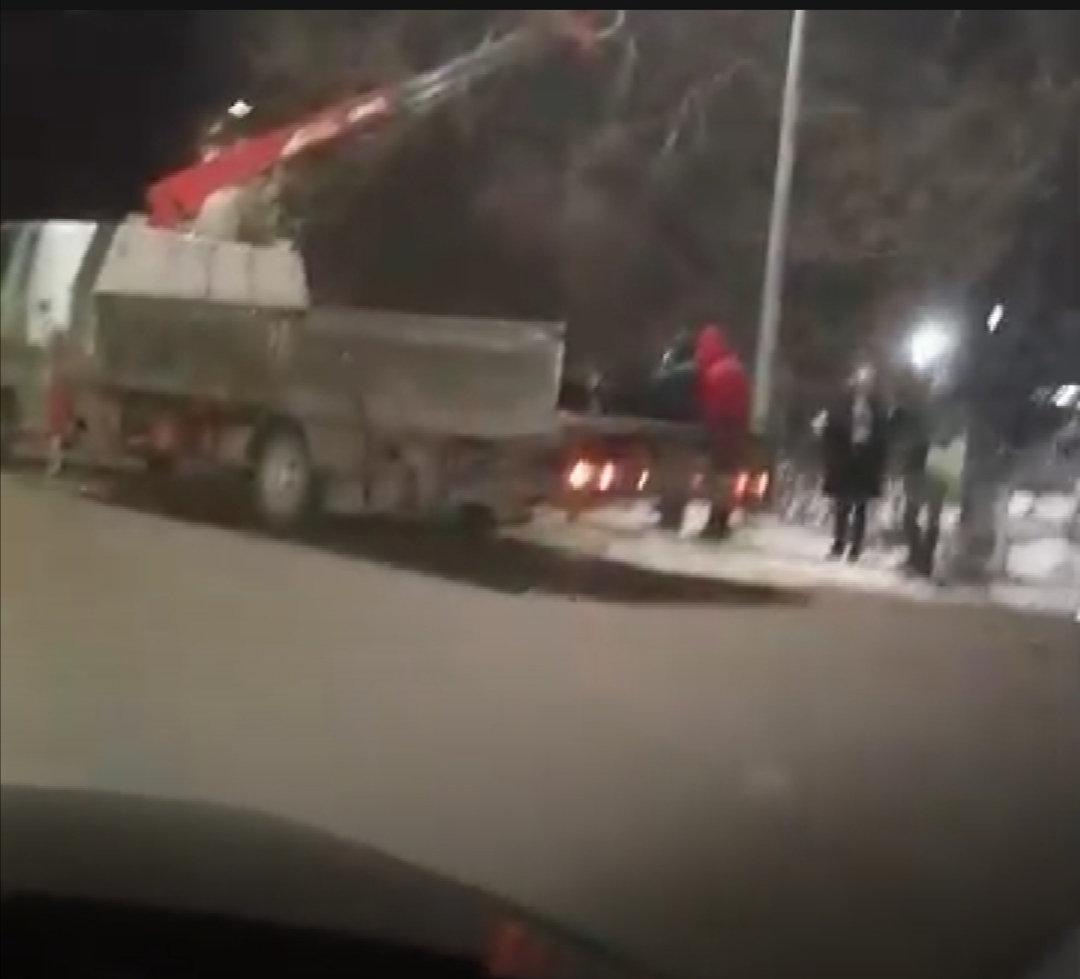 В Кузнецке дорогу не поделили две легковушки: есть пострадавшие