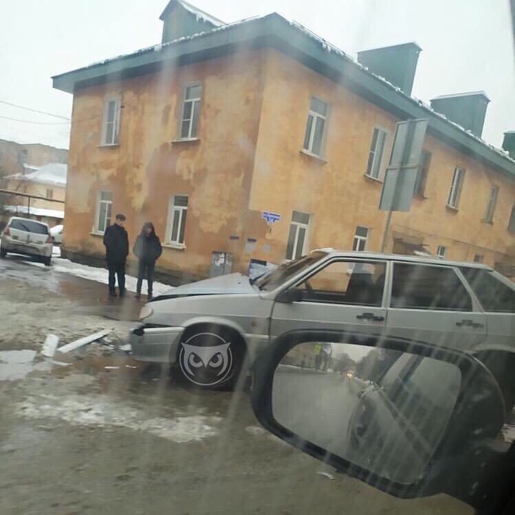 В Пензе иномарка попала в ДТП, а после сбила пешехода
