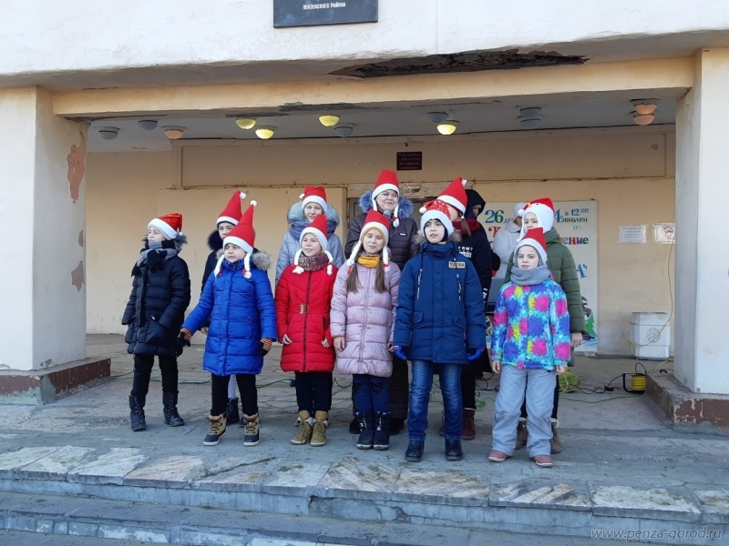 В Пензе в Терновке прошла новогодняя елка