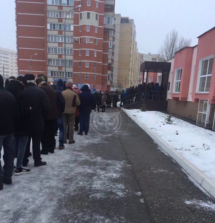 В Пензенском ГИБДД объяснили причину огромной очереди в МРЭО