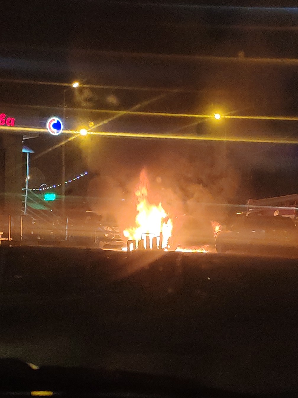 Ночью в Пензе дотла сгорела иномарка