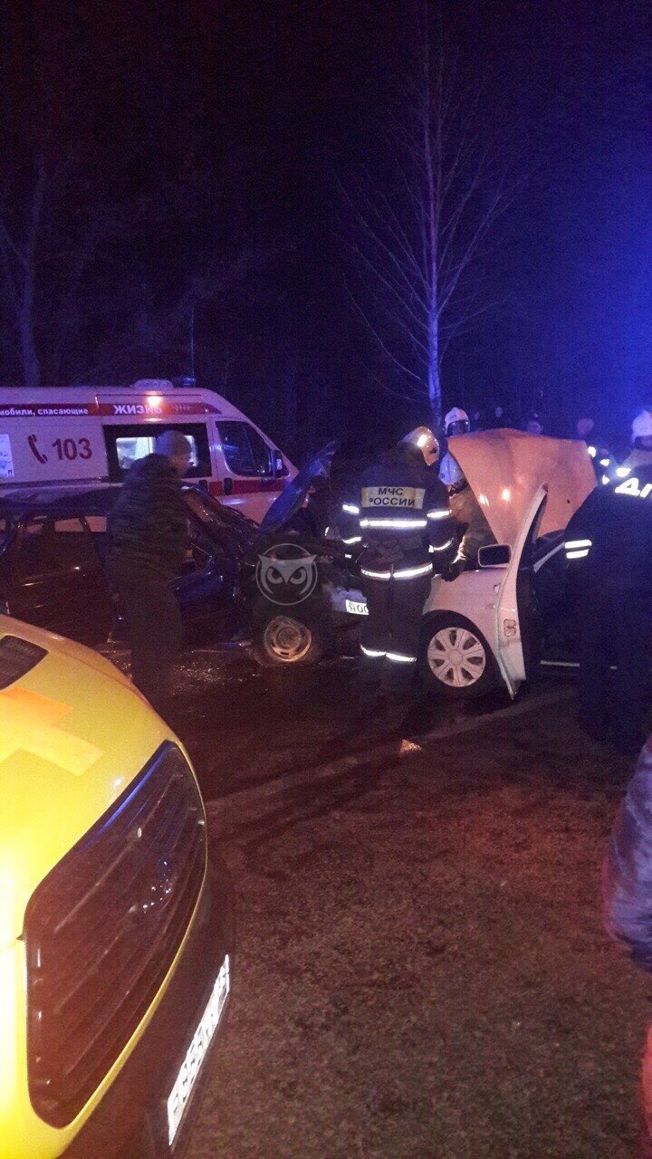 В ГИБДД подтвердили: виновник ДТП на Большой Арбековской бросил автомобиль и сбежал