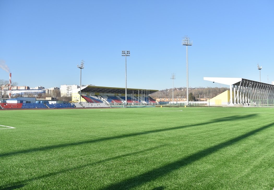 В Пензе родители футболистов попросили не отбирать у детей стадион «Первомайский»