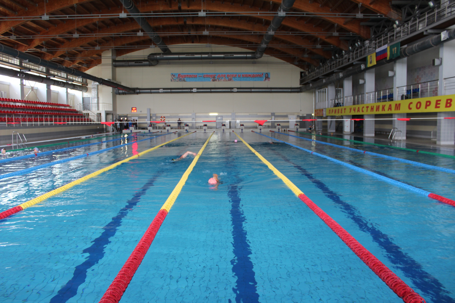 Жители Пензы смогут еще два раза бесплатно поплавать в бассейне