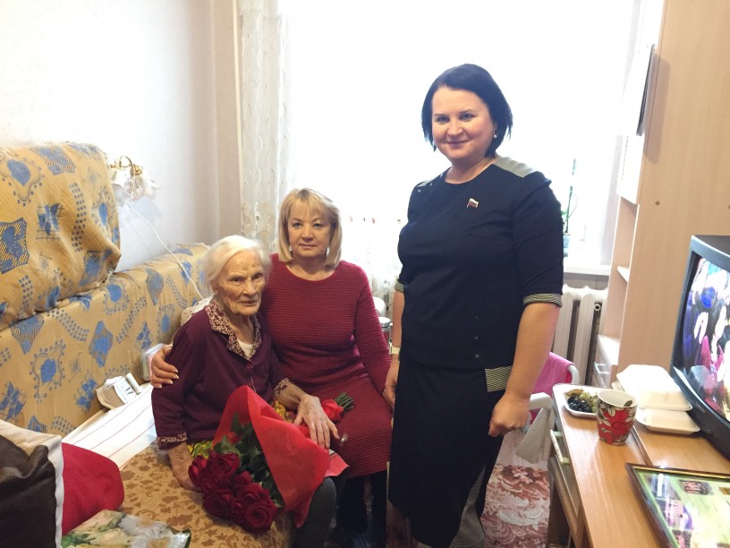 В Пензе ветерана Великой Отечественной войны поздравили со 103-летием