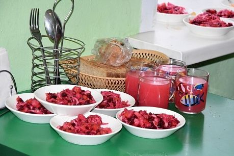 После обращения к губернатору в Instagram комиссия проверила школьную столовую