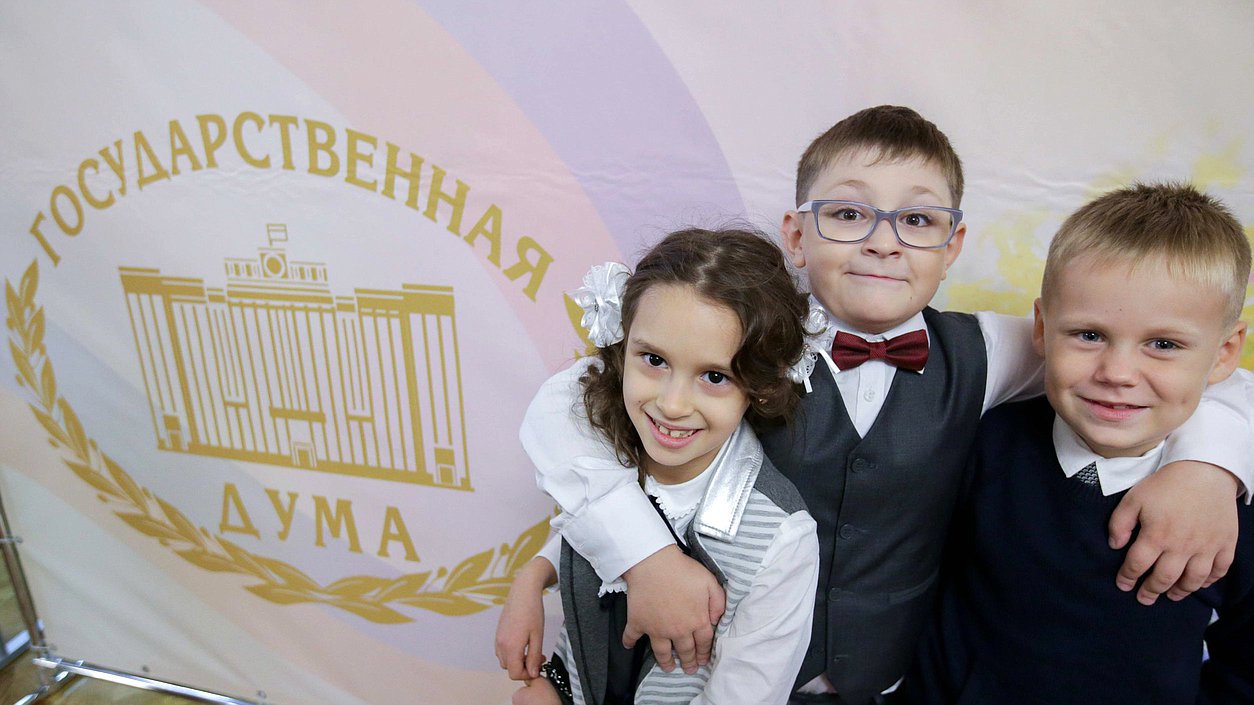 С сентября 2020 года школьники смогут обедать бесплатно