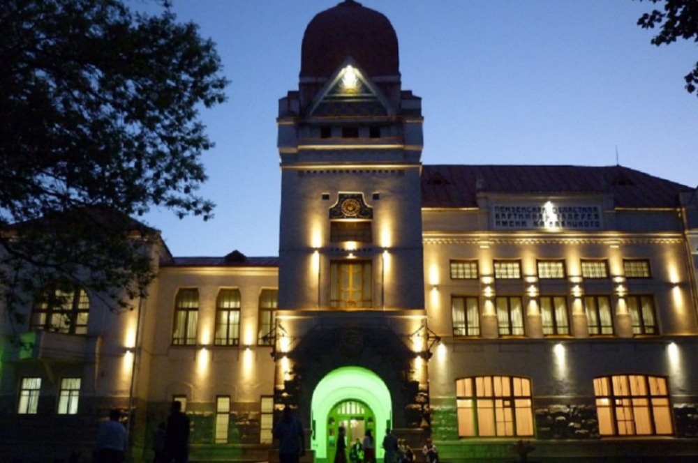 В Пензе влюбленных приглашают на ночную экскурсию 14 февраля