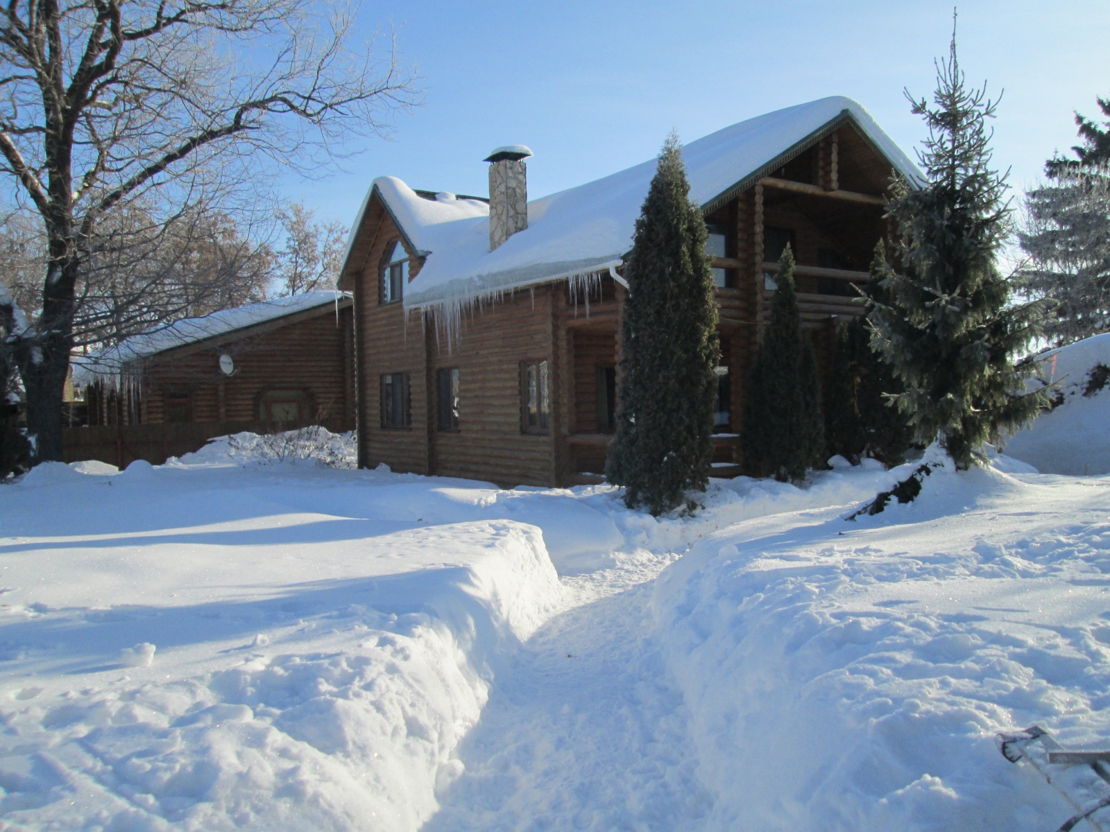 Имущество саратовского депутата, провернувшего мошенническую схему в Пензе, арестовано