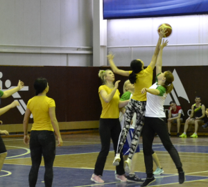 Сотрудники группы компаний «Дионис» сразились в баскетбол