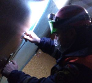 Пензенцев испугали крики из соседней квартиры: они вызвали спасателей