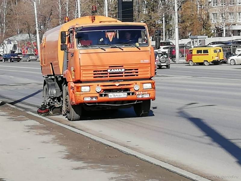 Улицы Пензы начали приводить в порядок после зимы