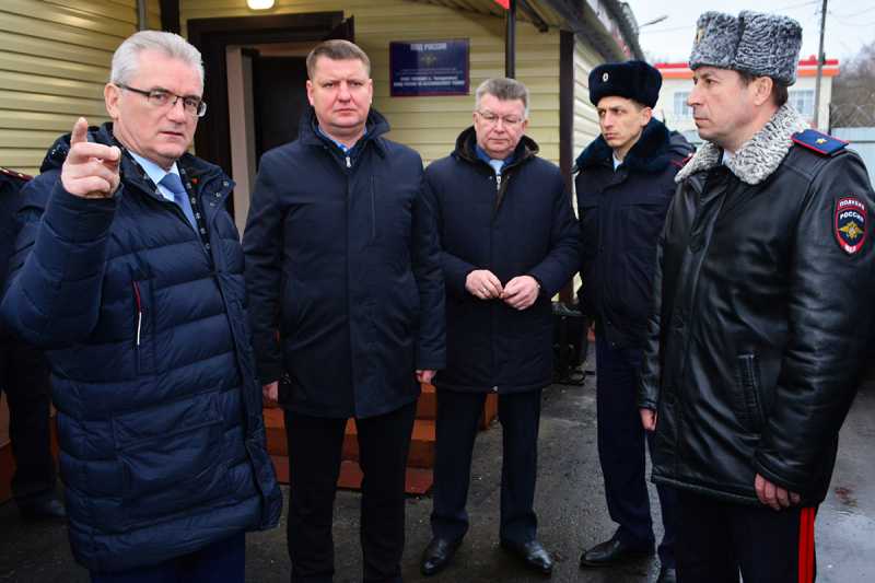 Губернатор Пензенской области проверил работу пункта полиции в Чемодановке