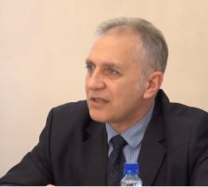 Мэр Кузнецка возмутился качеством новых лампочек и работой подрядчика