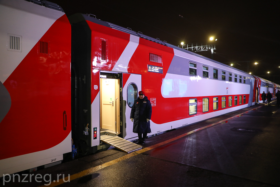 Пензячку заставят платить за нежелание работать проводницей