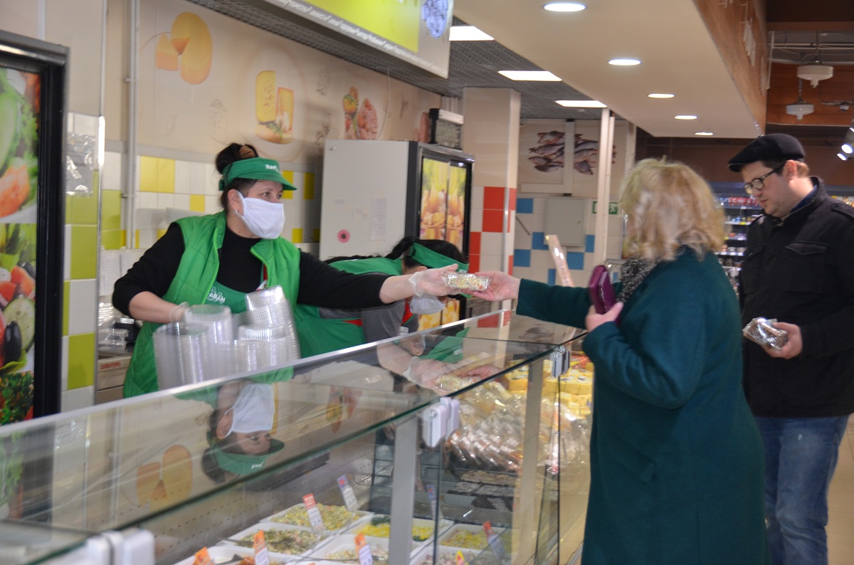 «Караван» и «Duty Free» открывают дополнительные вакансии