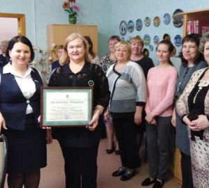 Ольга Чистякова поздравила педагогические коллективы своего округа с 8 марта