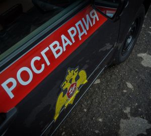 В Пензе мотоциклист сбежал с места ДТП и спрятался на мойке