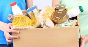 В Пензе пожилым людям доставят продукты и лекарства на дом