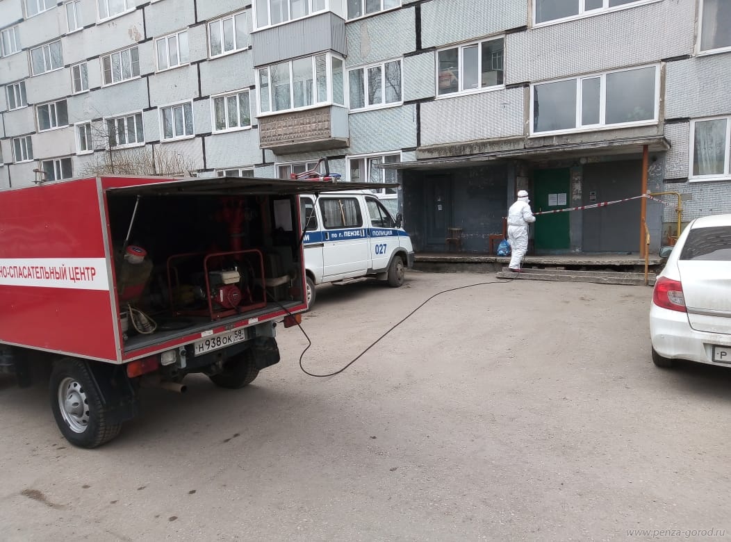 В Пензе у обработанных дезсредствами мест выставляются таблички