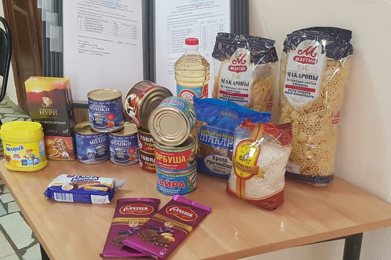 Студентам пензенских колледжей начали выдавать продуктовые наборы