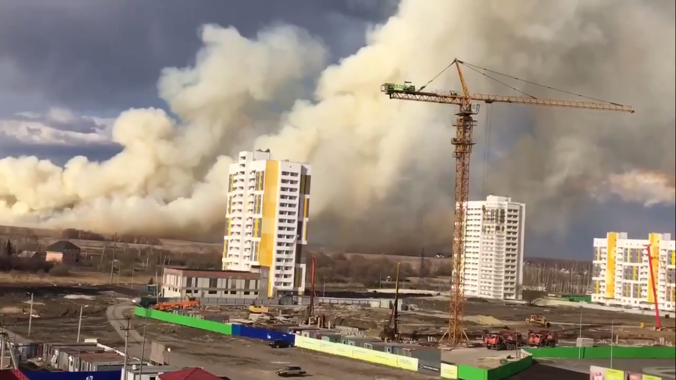 Армагеддон по пензенски: дым от пожара в Заре накрыл Пензу