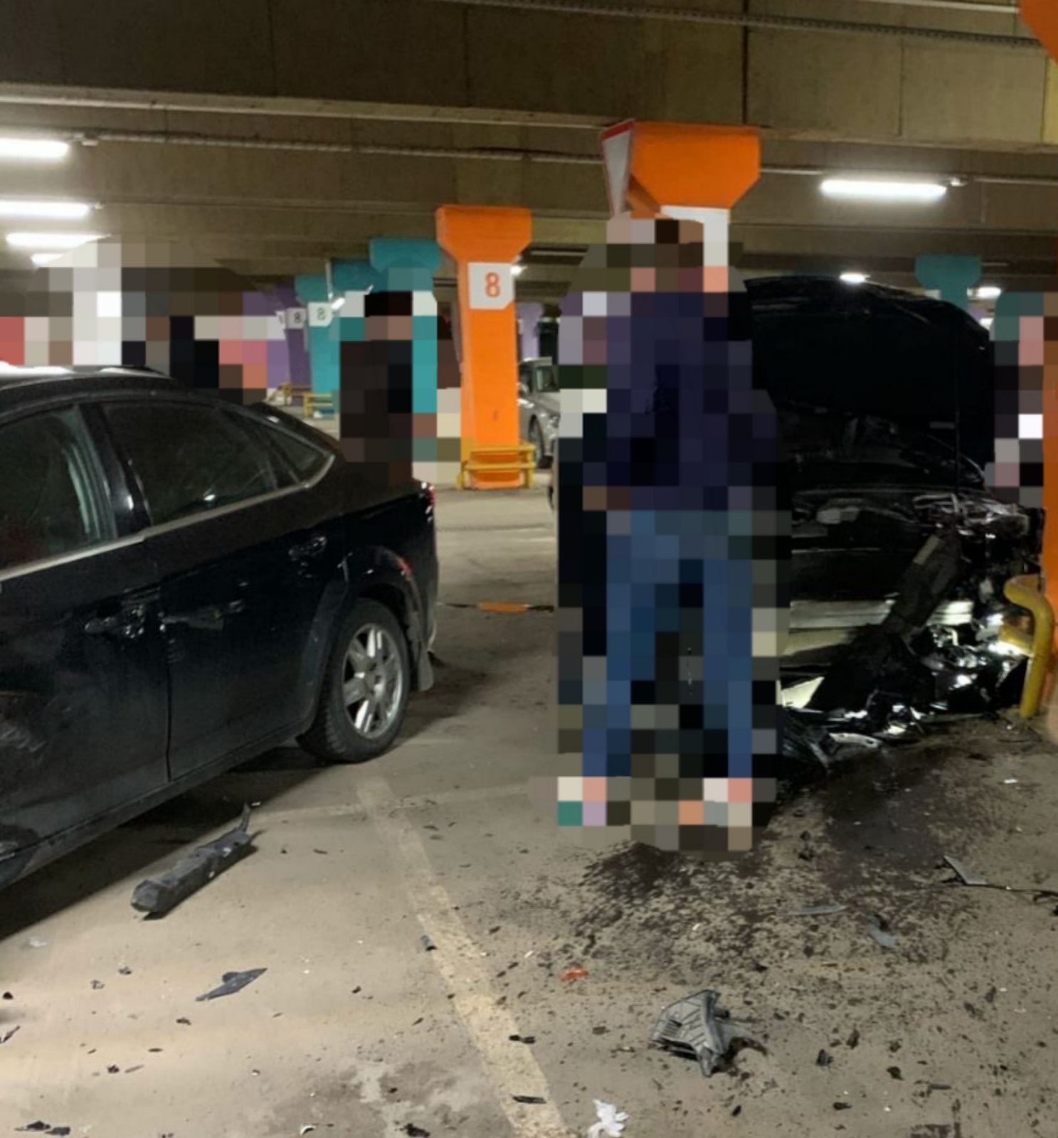 В Пензе на парковке «Леруа Мерлен» столкнулись четыре автомобиля