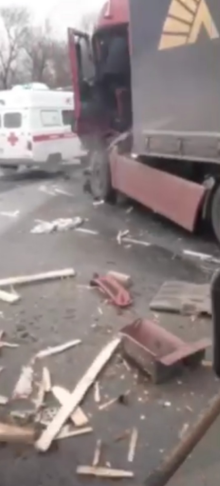 В Пензенской области на трассе М-5 в ДТП с КамАЗом погиб человек