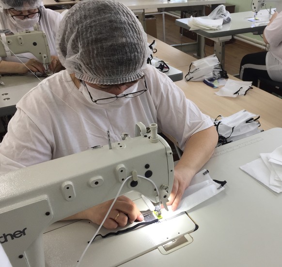 В Кузнецке будут продавать маски собственного производства
