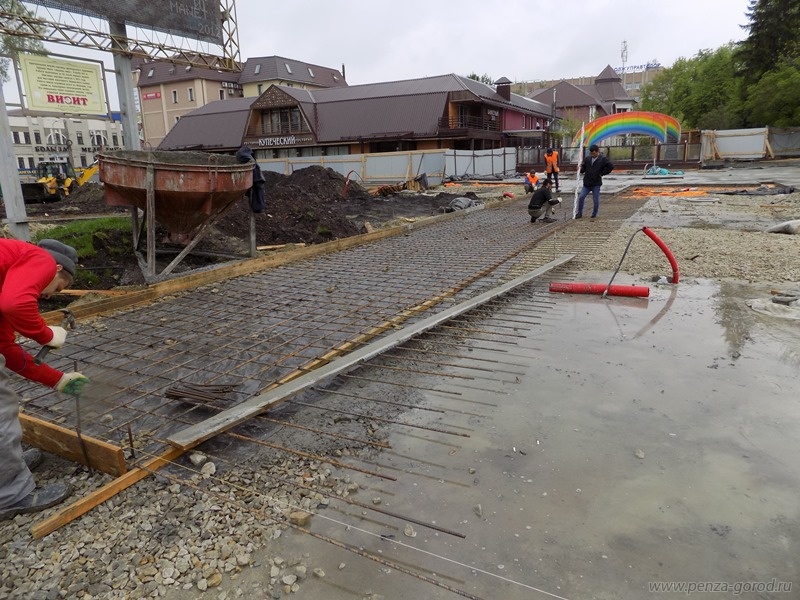 В Пензе продолжается реконструкция Фонтанной площади