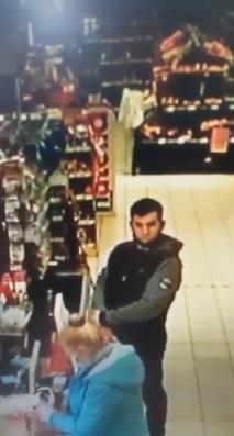 В сети появились приметы предполагаемого убийцы 14-летней девочки из Пензы