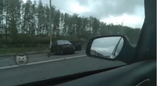 Появилось видео ДТП с вылетевшей на дорогу женщиной