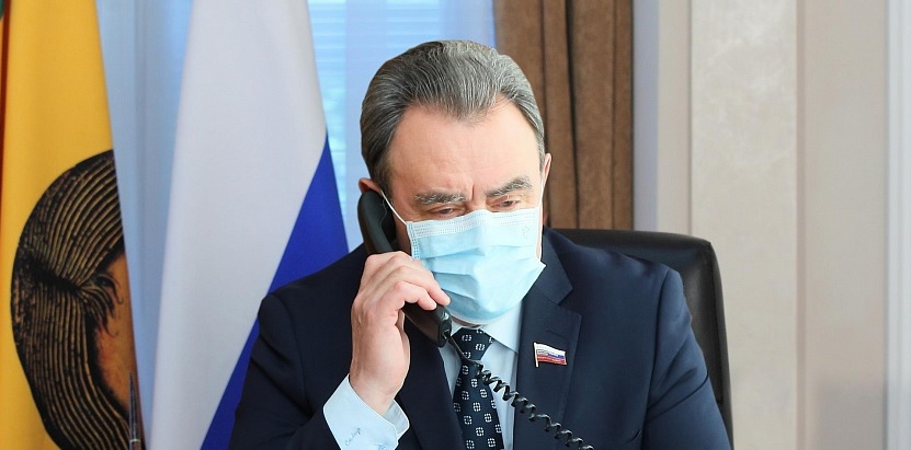 Валерий Лидин взял обращения граждан на личный контроль