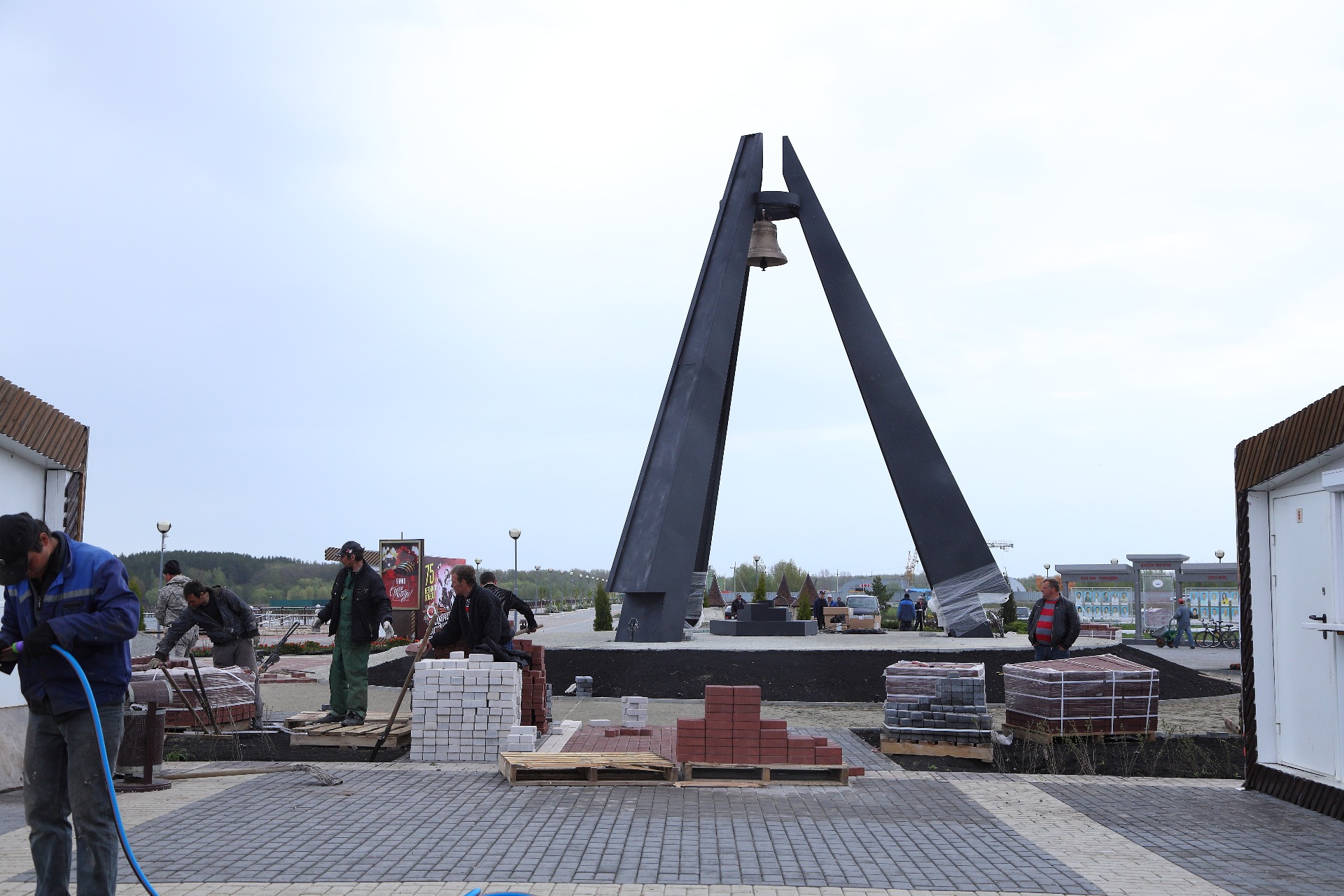 В Спутнике появился новый масштабный арт-объект к 9 мая