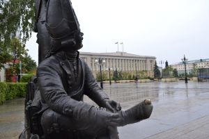 Иван Белозерцев: "Экономика региона теряет в развитии"