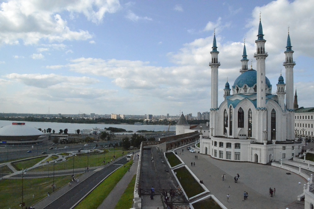 Татарстану один век: Валерий Лидин поздравил жителей республики с юбилеем