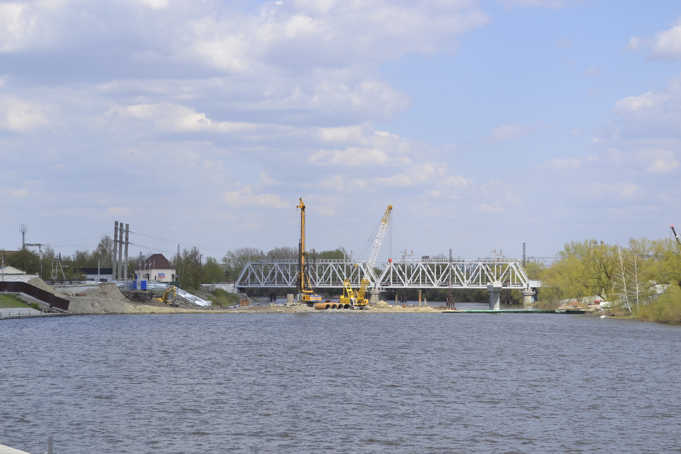 Строительство Бакунинского моста: успеют ли в срок?