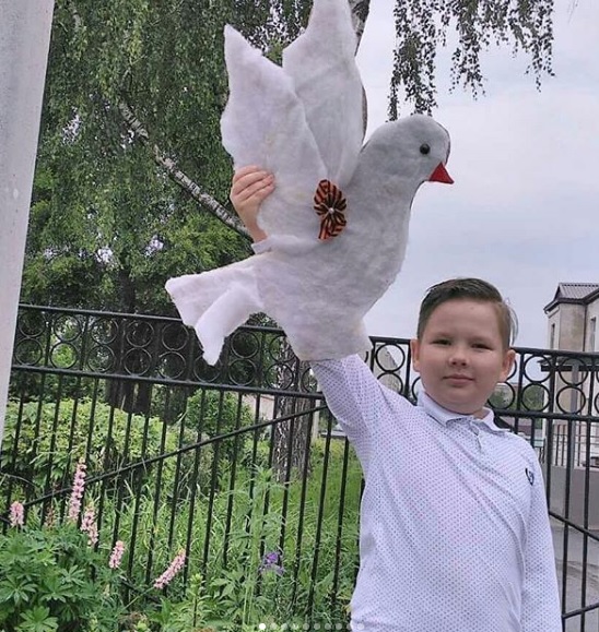 Жители Кузнецка приняли участие во всероссийских акциях дня Победы