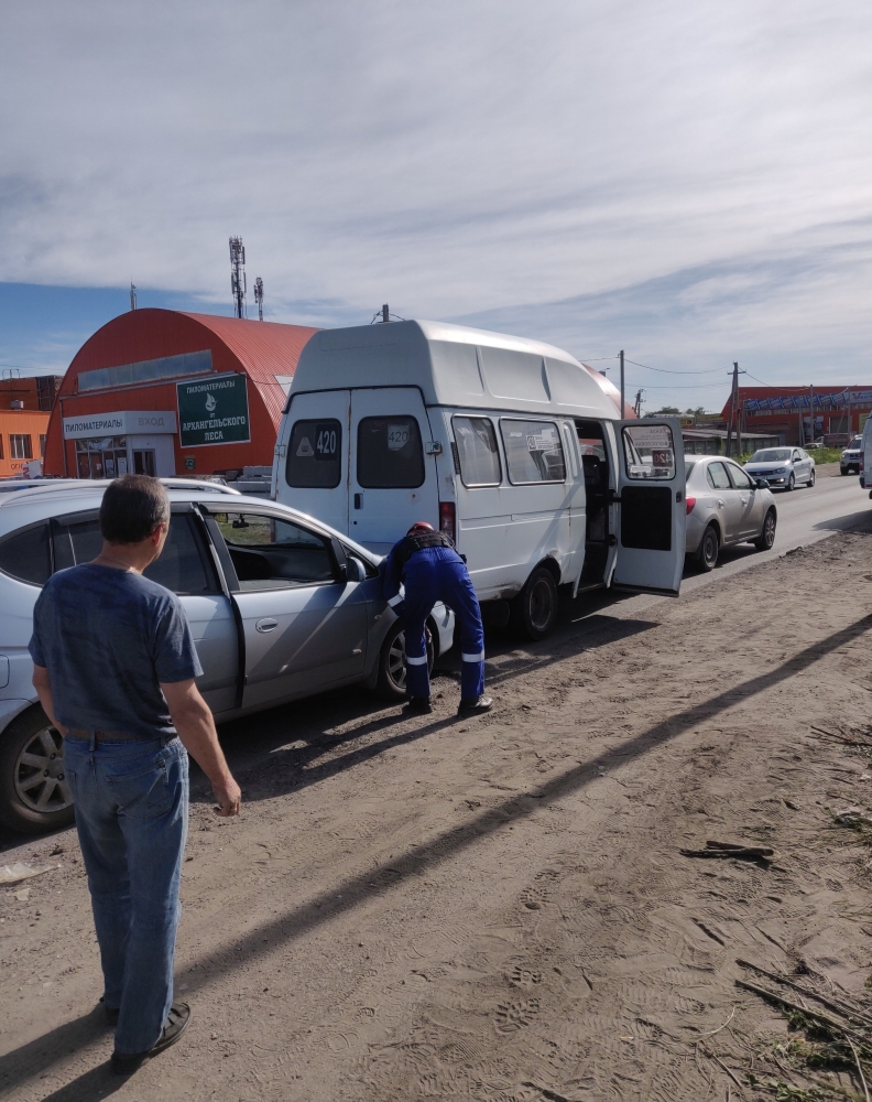 В Пензе из-за столкновения трех машин произошла утечка газа