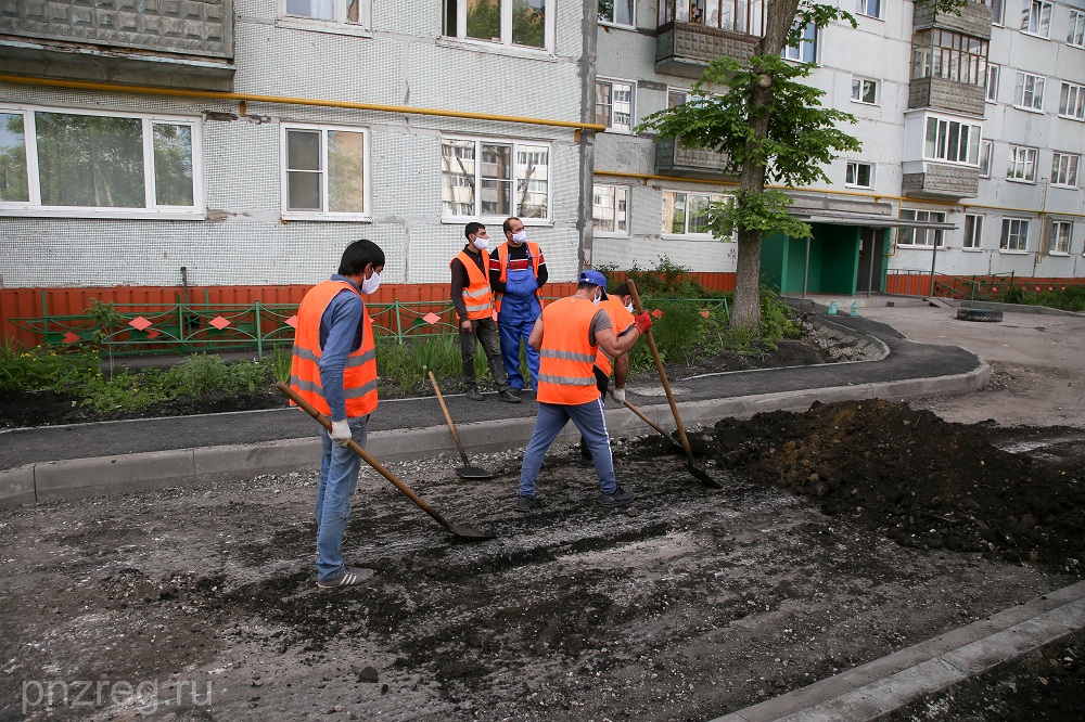 Нужно ли жителям Пензы скидываться на ремонт придомовых дорожек