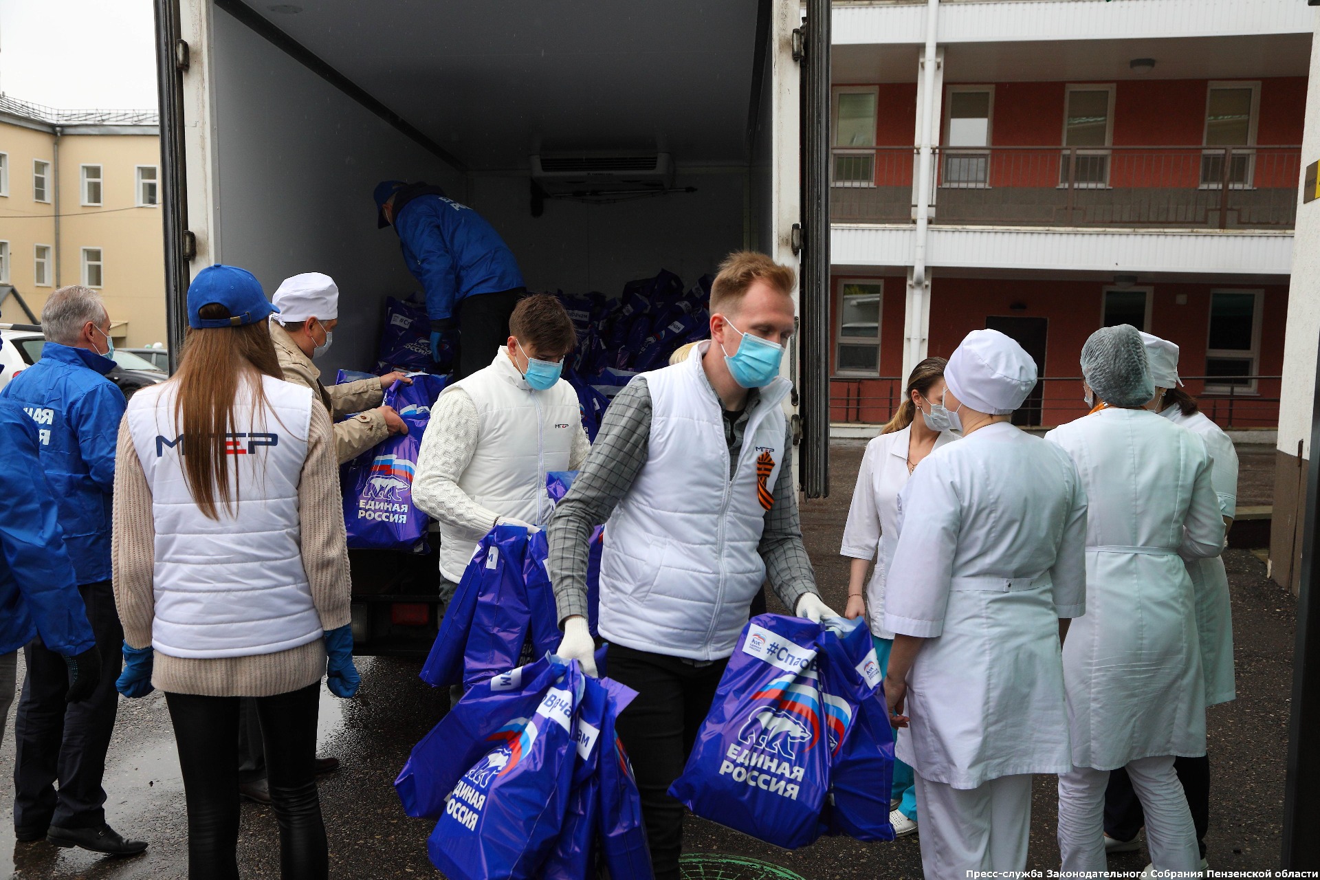 Валерий Лидин рассказал, как "ЕР" поддерживает пензенских медиков