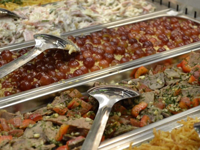 Новый "Караван" на Окружной: каждому гостю — пицца за 100 рублей