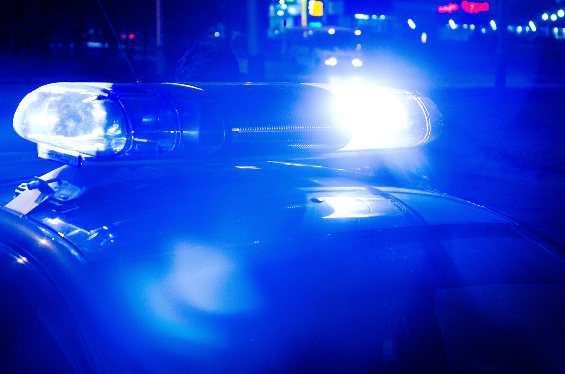 В Пензе мужчина с кронштейном от валика изуродовал три автомобиля