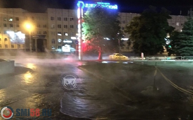 Ночью в Пензе перекресток на Суворова залило кипятком