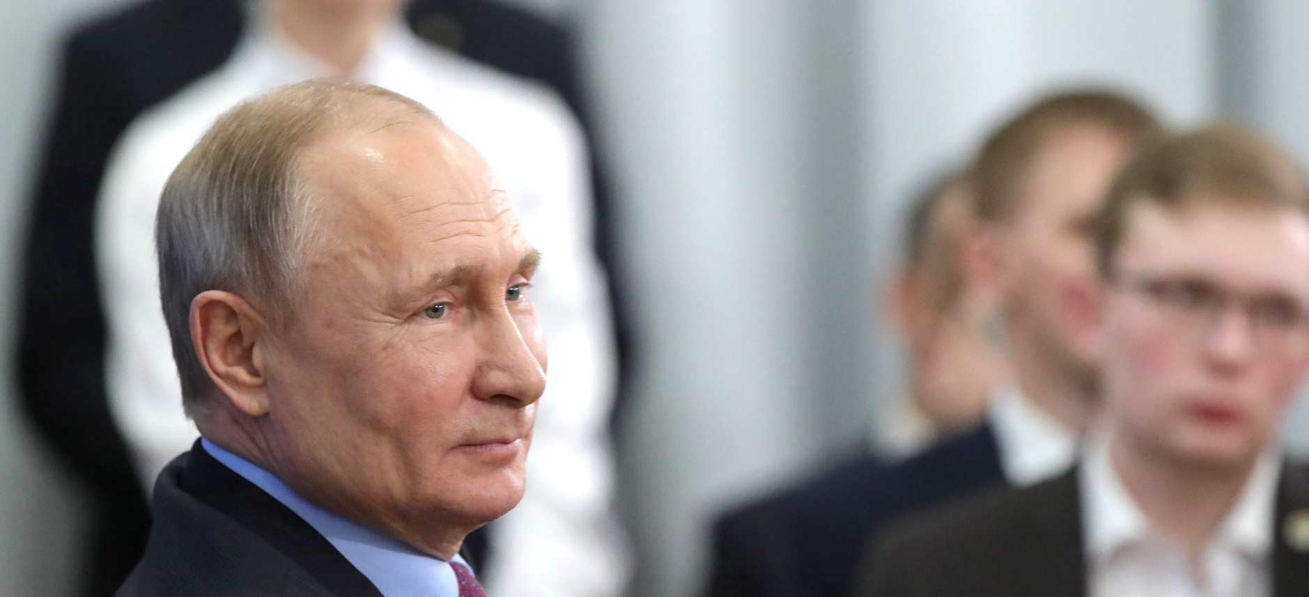 Владимир Путин поручил увеличить продолжительность жизни россиян