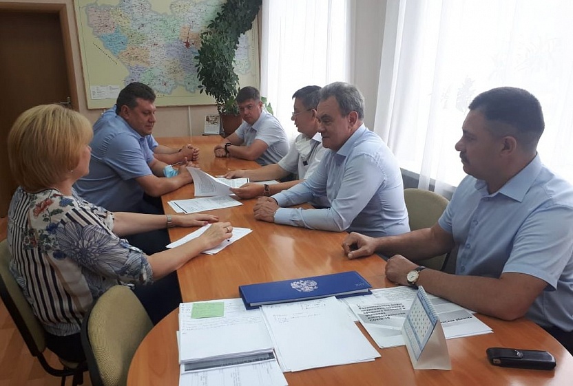 Валерий Лидин провел рабочую встречу с администрацией Башмаковского района